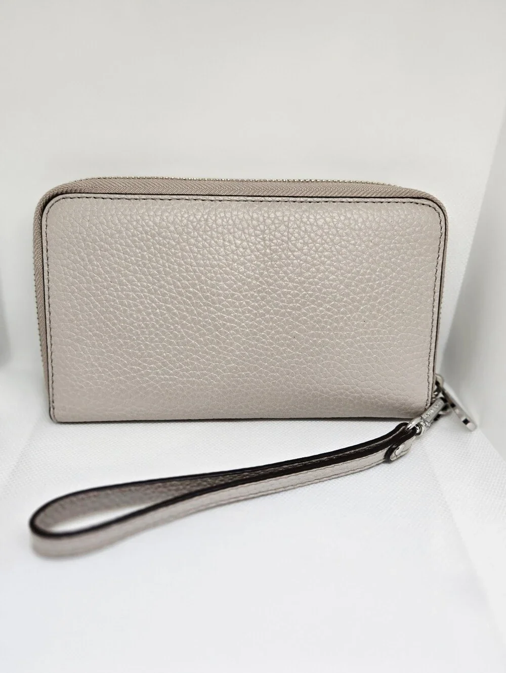 Michael Kors Pebble Leather Wristlet Wallet in Taupe
